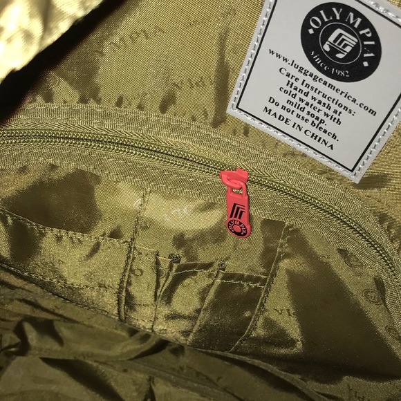 Olive Green Olympia Backpack 22L Capacity (NEW) - Picture 10 of 16